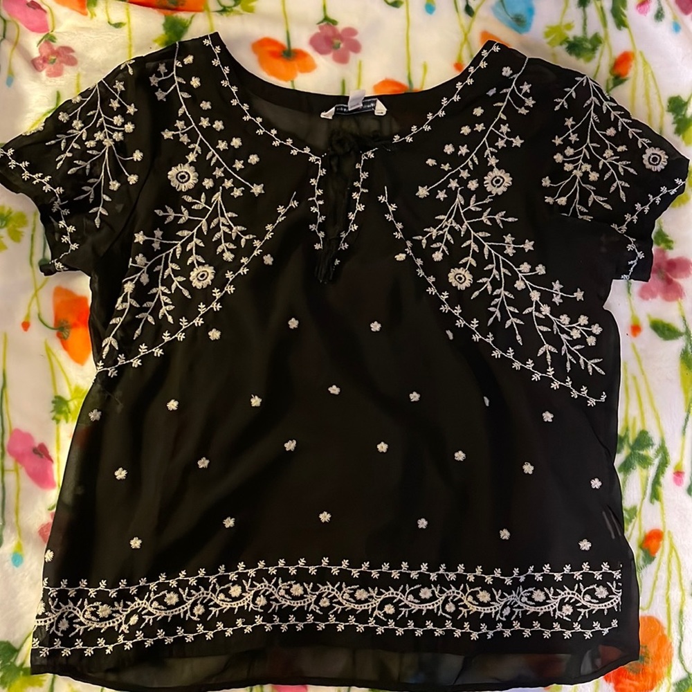 American Eagle Embroidered Top